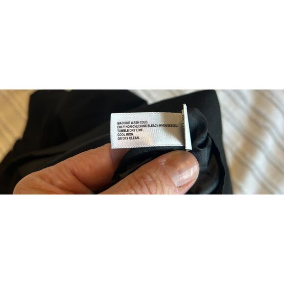 Gap Black Pleated Skirt with Ribbon Accent Size 2 Stretch Lined Pockets Zipper - Picture 4 of 8